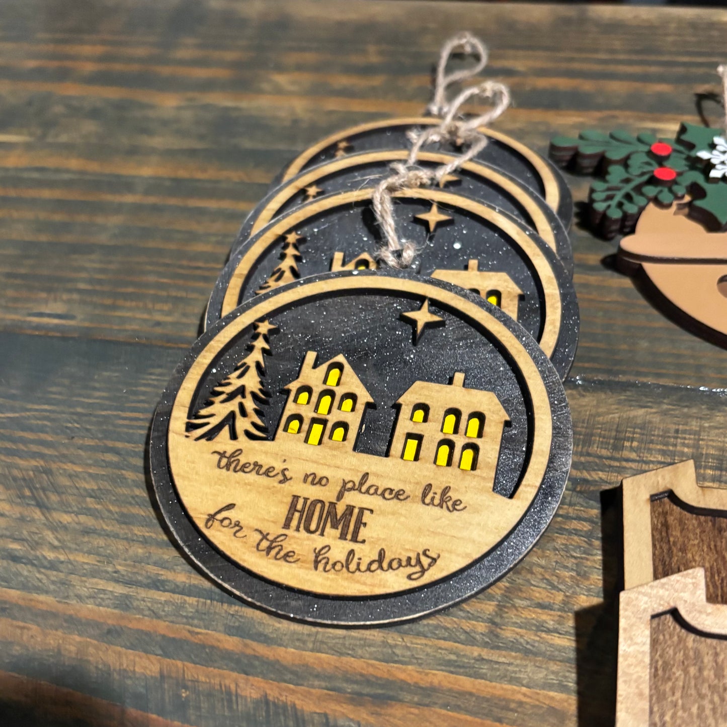 Miscellaneous Ornament Set - 20 pack