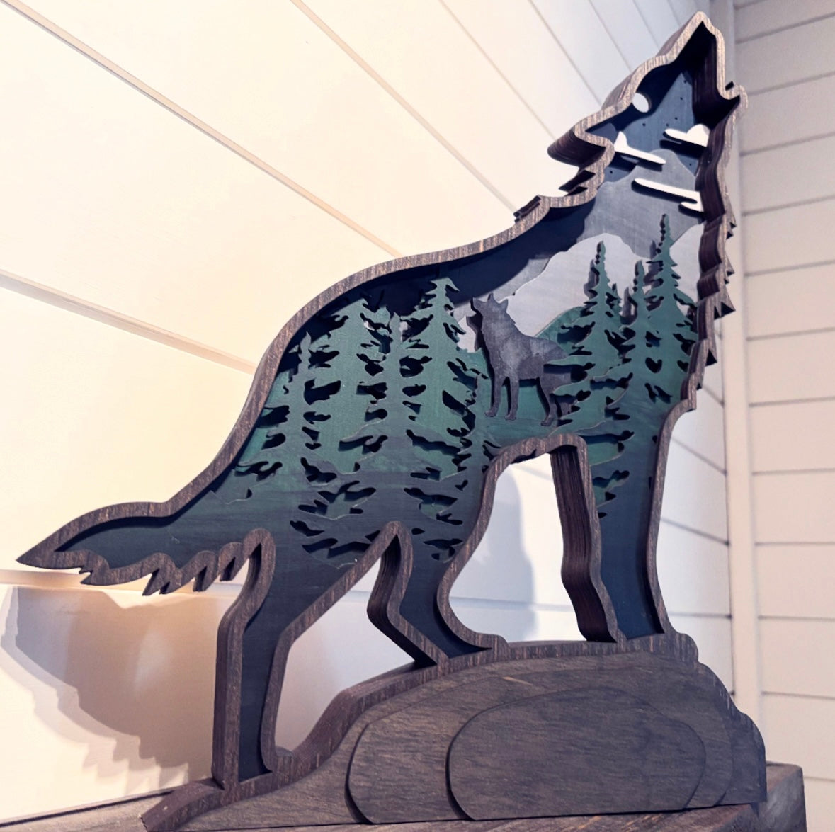 Howling Wolf